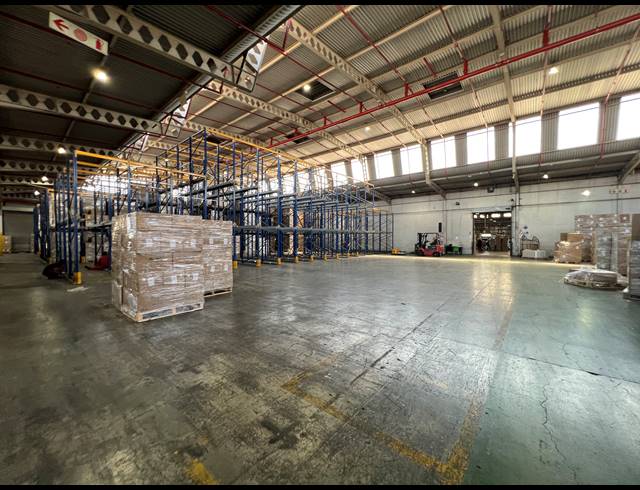 14,500M² FACTORY FOR SALE IN ROODEKOP